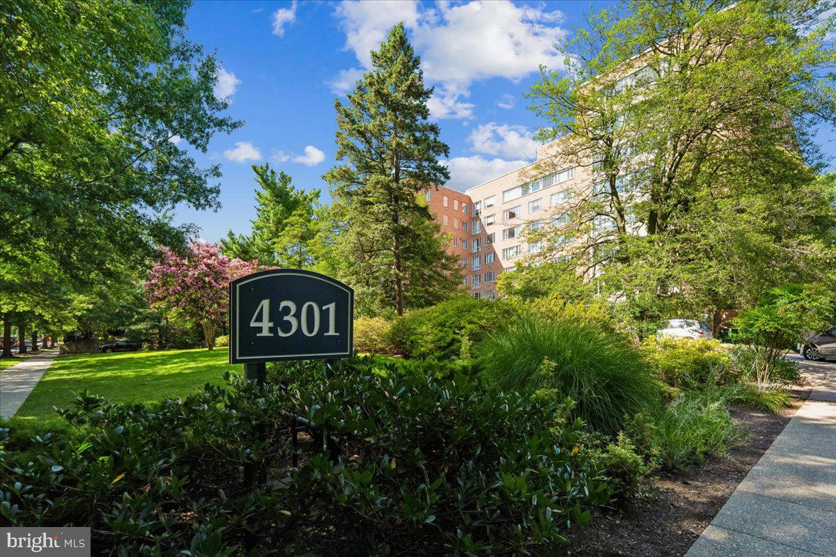 4301 Massachusetts Ave NW #4011 — photo
