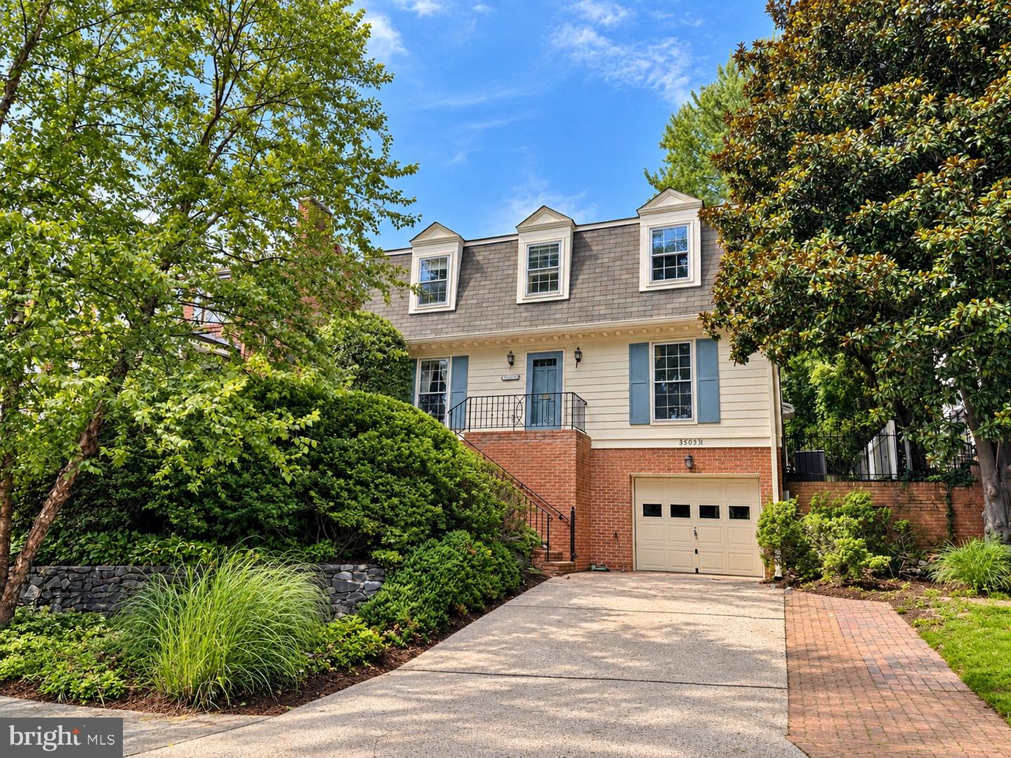 3503-1/2 Livingston St NW — photo