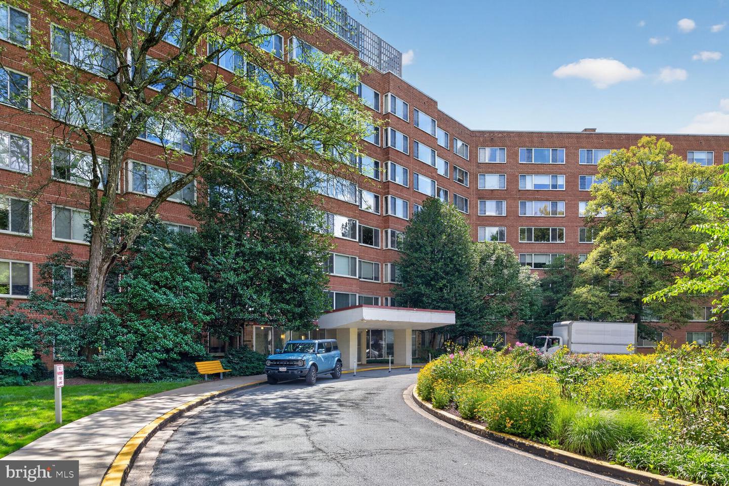 4000 Tunlaw Rd NW #1108 — photo