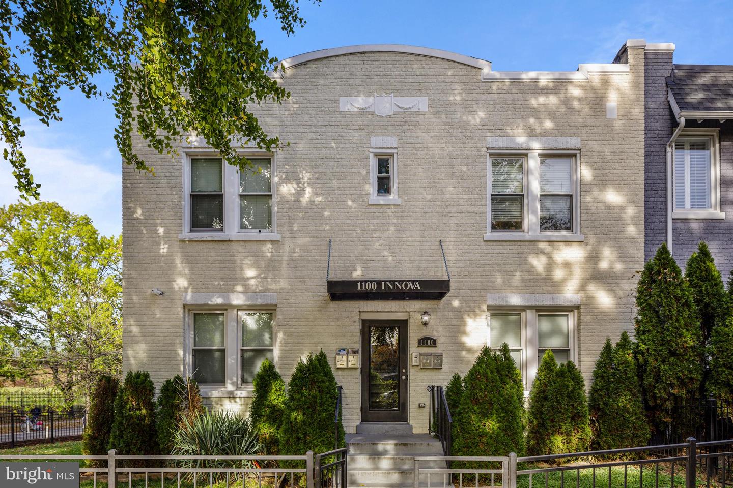 1100 Holbrook Ter NE #2 — photo
