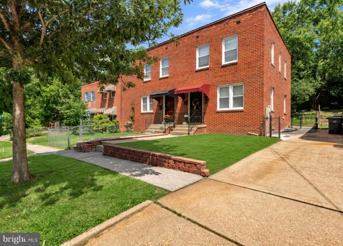 1808 Morris Rd SE — photo