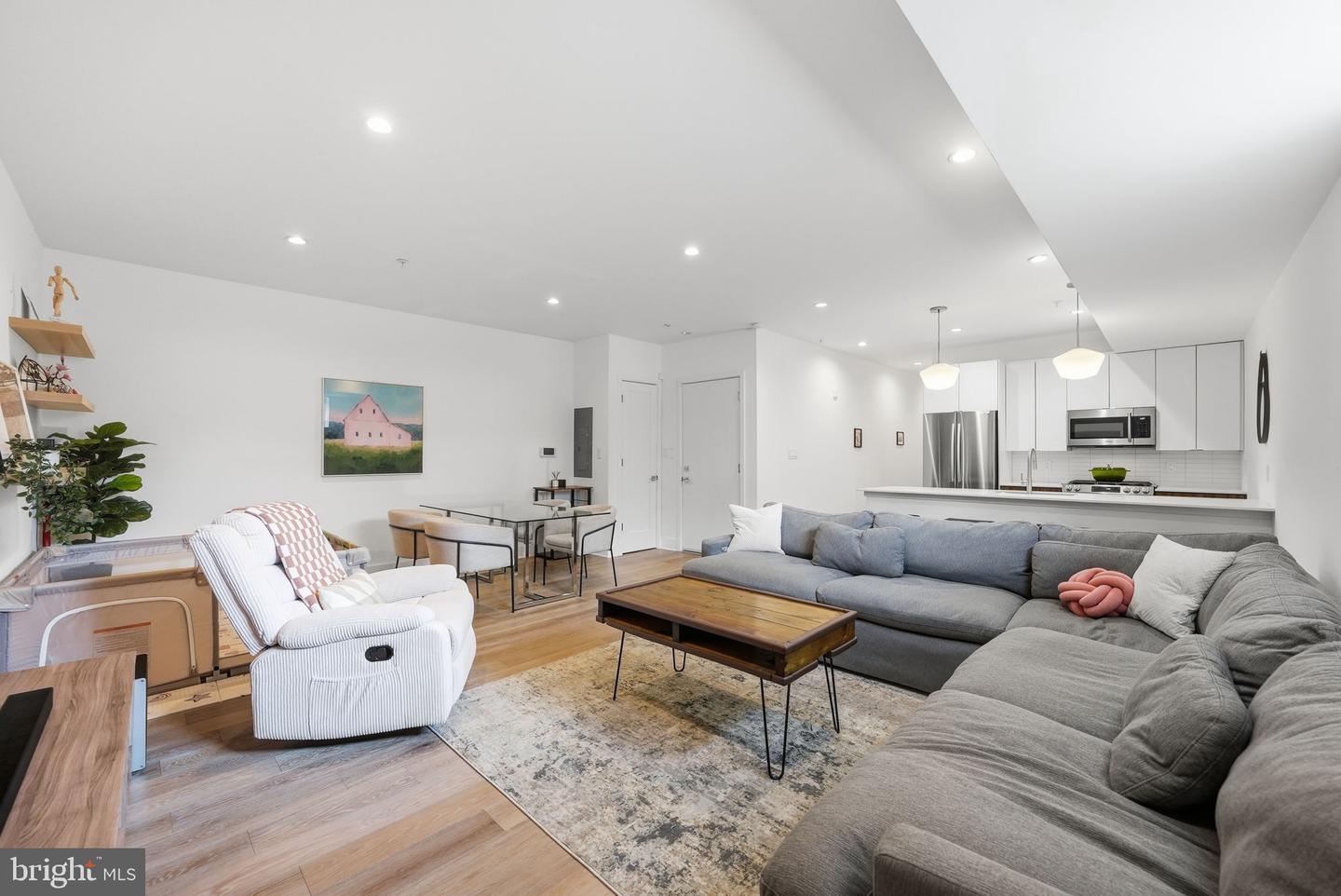 826 Upshur St NW #2 — photo