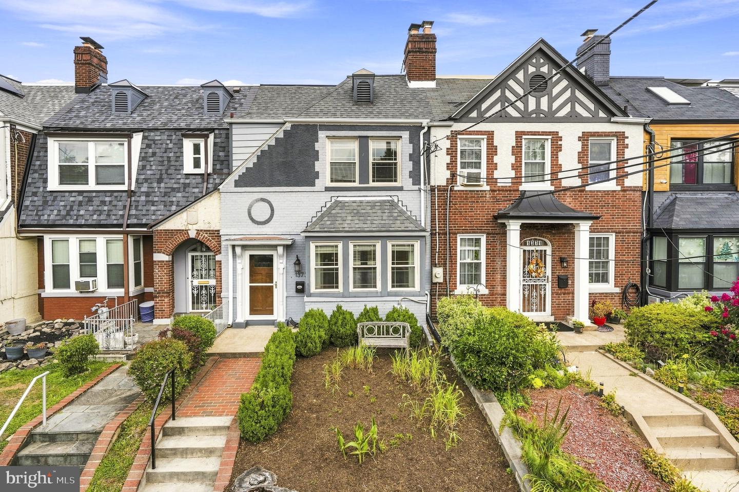 1373 Rittenhouse St NW — photo
