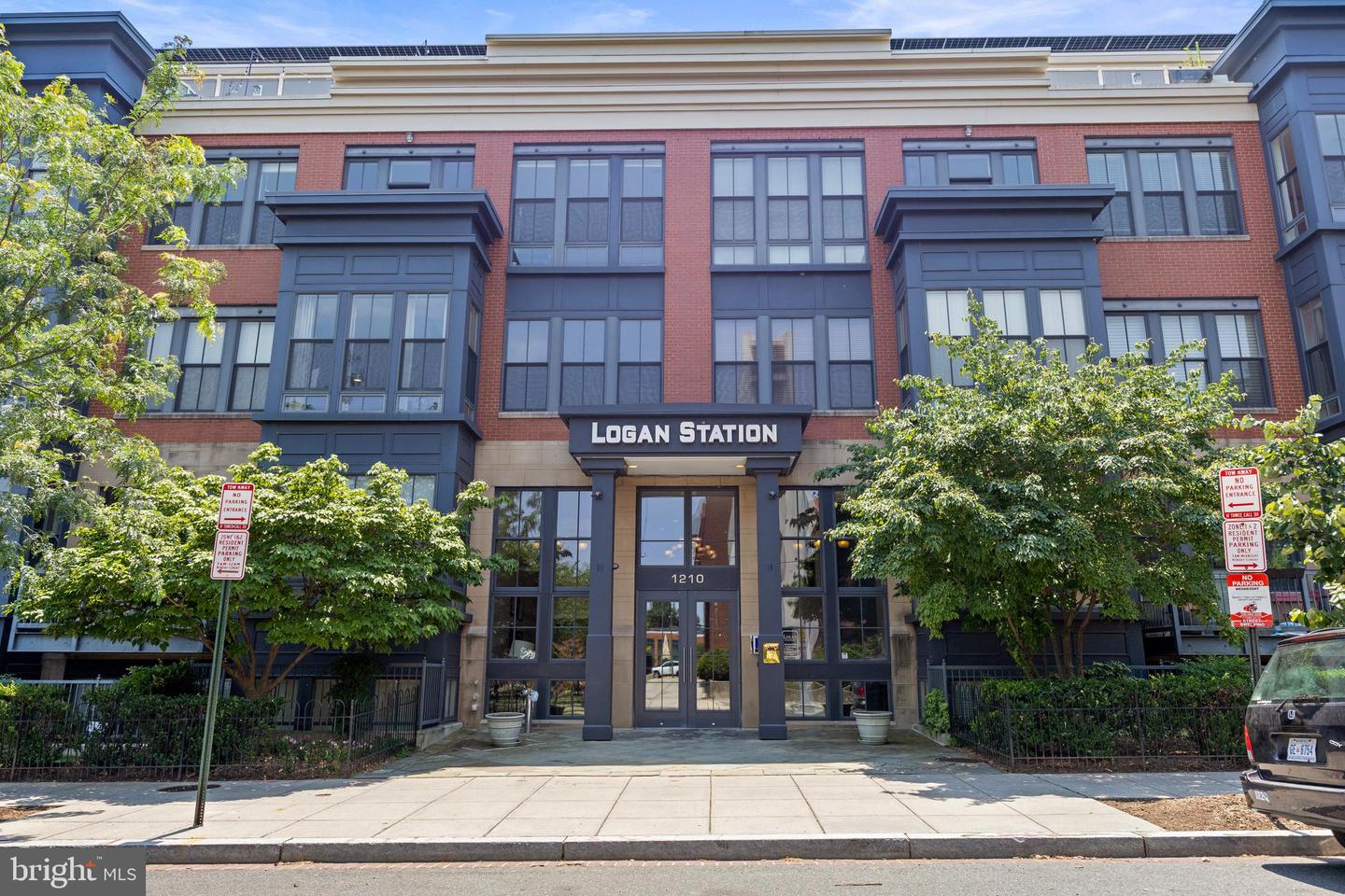 1210 R St NW #B1 — photo