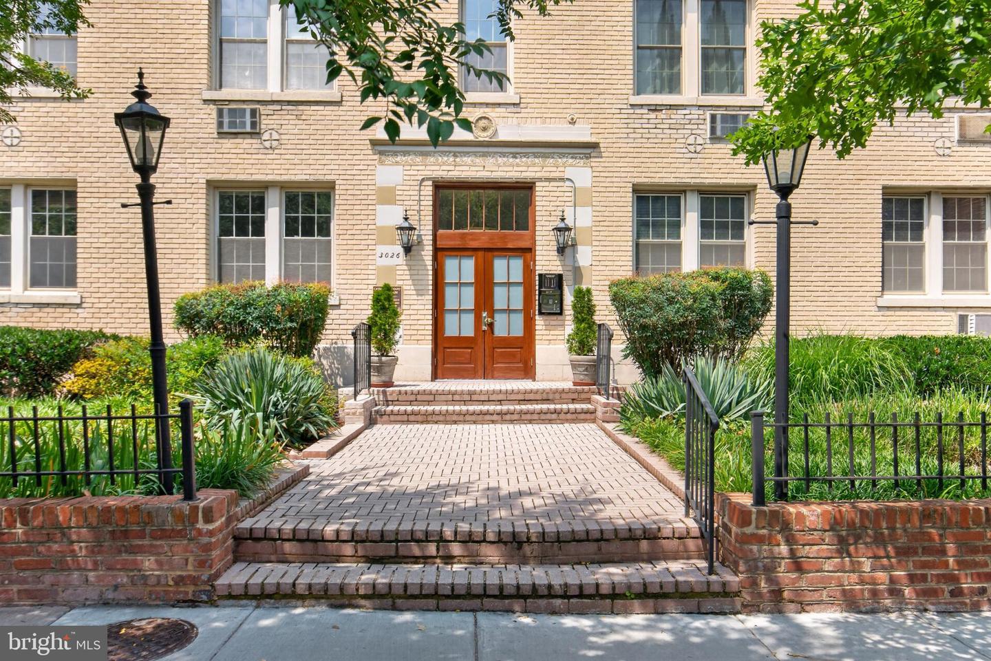3026 Wisconsin Ave NW #205 — photo