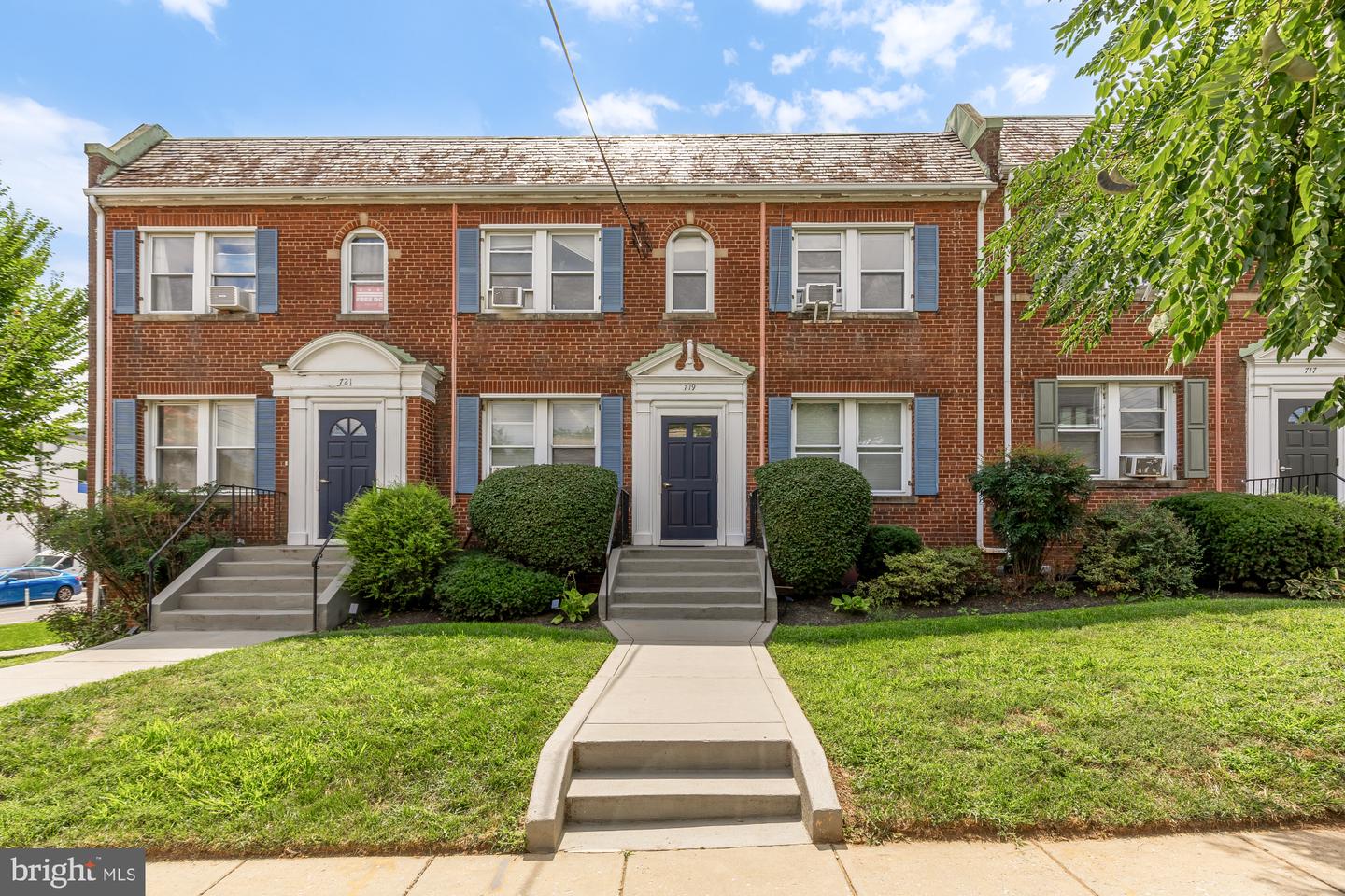 719 Hamlin Street NE #2 — photo