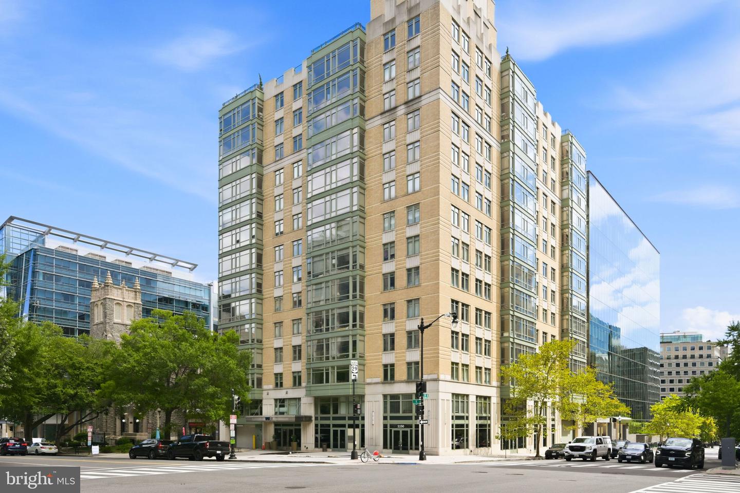1150 K St NW #404 — photo