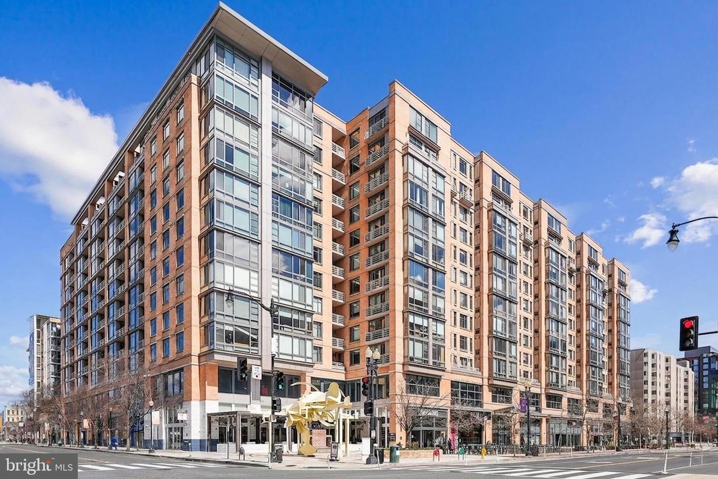 475 K St NW #830 — photo