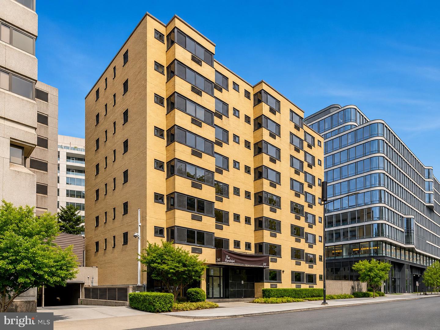 2141 I St NW #610 — photo