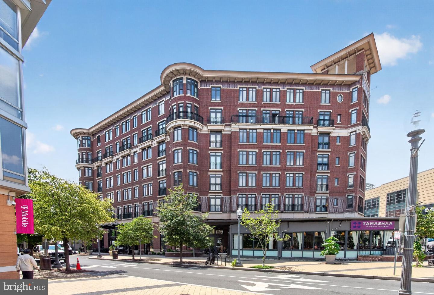 1390 Kenyon St NW #103 — photo