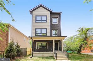 1202 Eastern Ave NE — photo