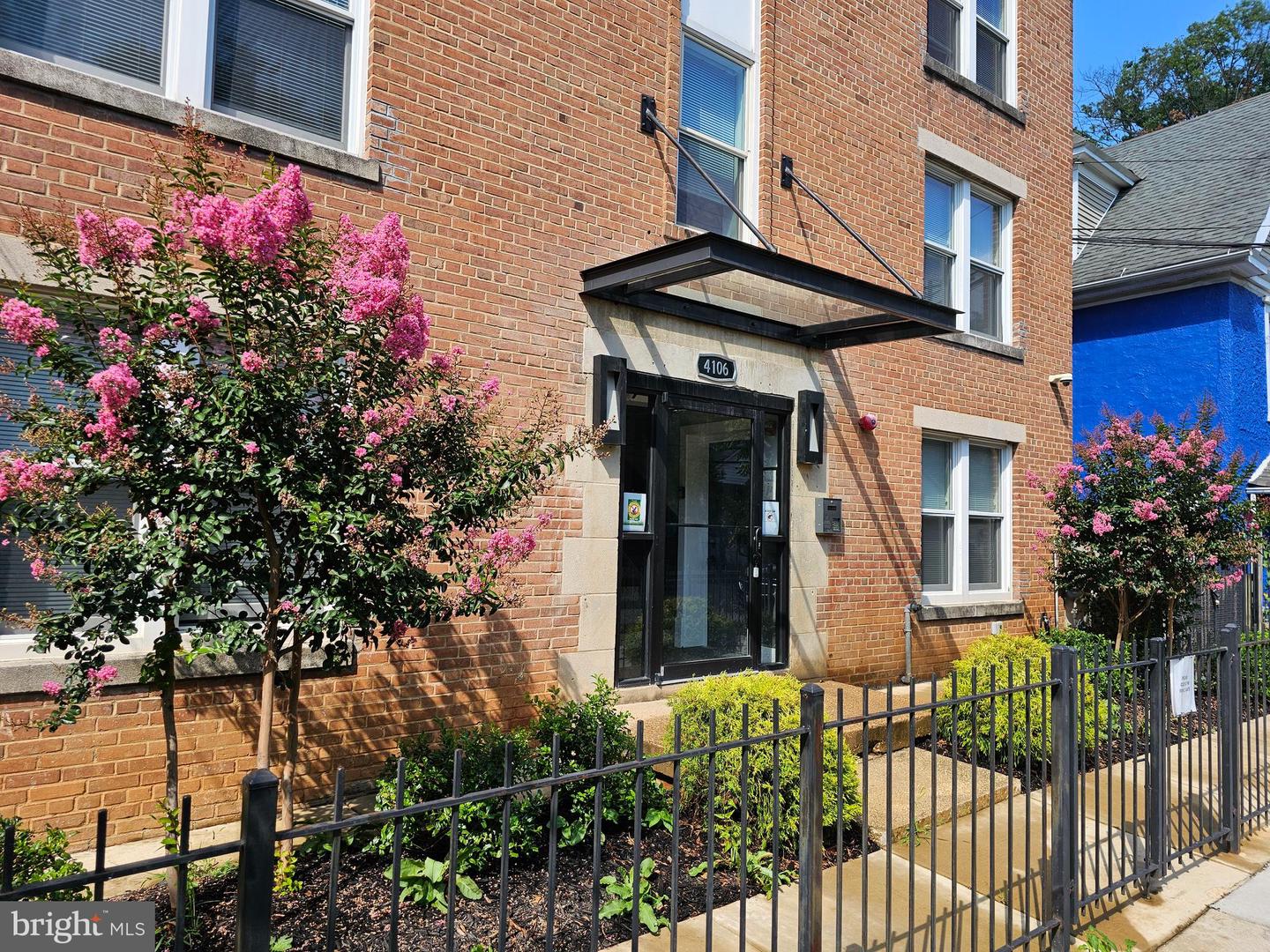 4106 Gault Pl NE #1 — photo