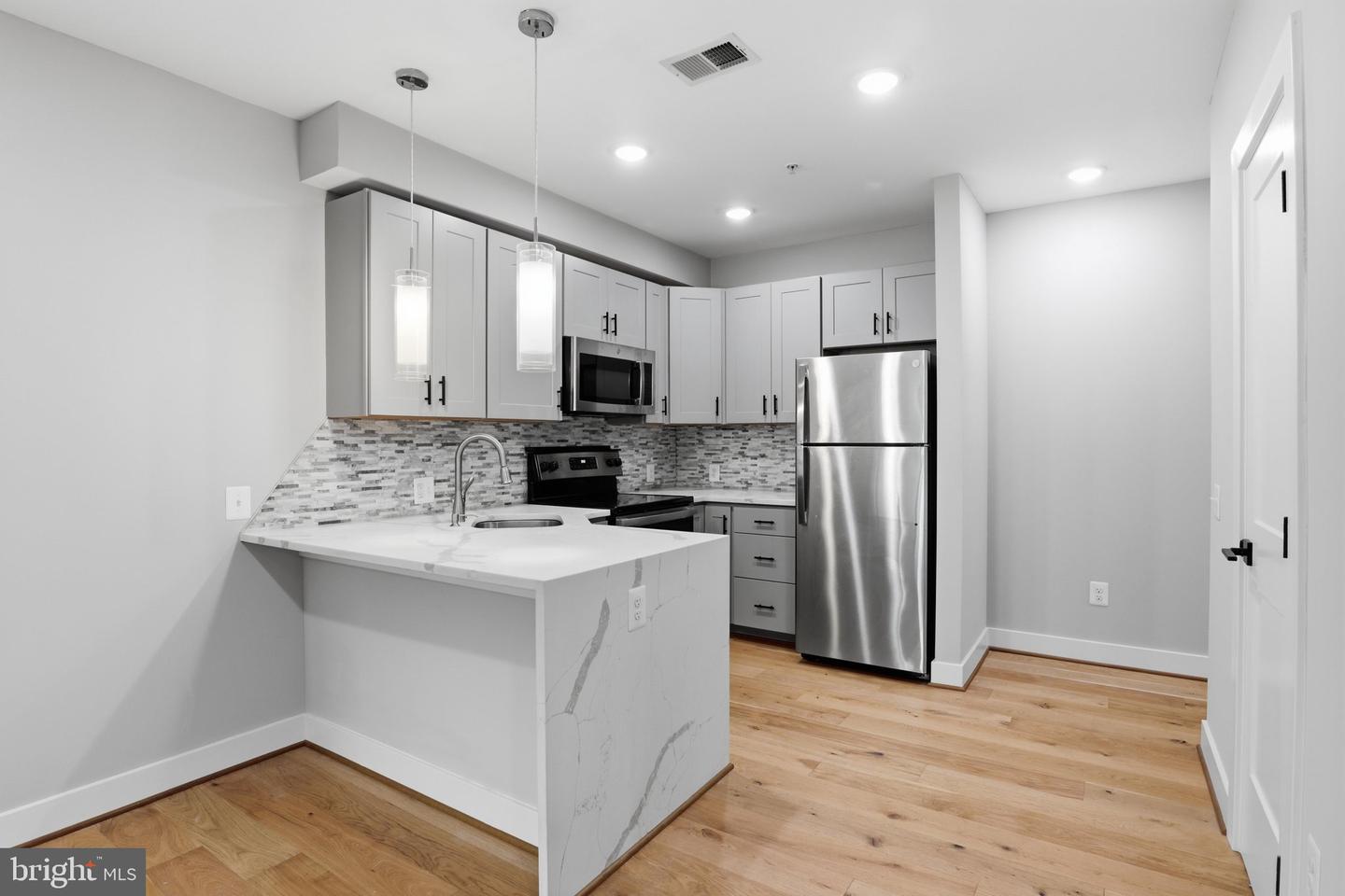 1040 Bladensburg Rd NE #1a — photo