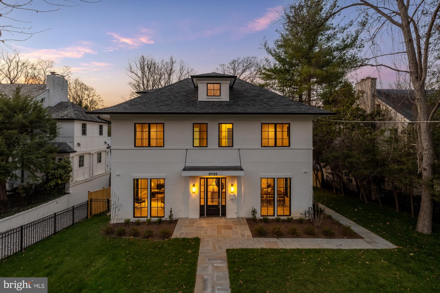 2733 Chesapeake St NW — photo