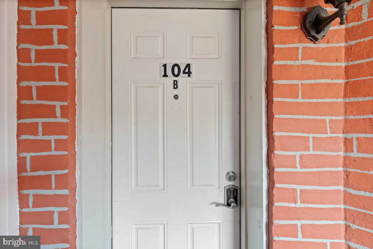 104 R Street NE #B, Washington, DC 20002 — photo 2