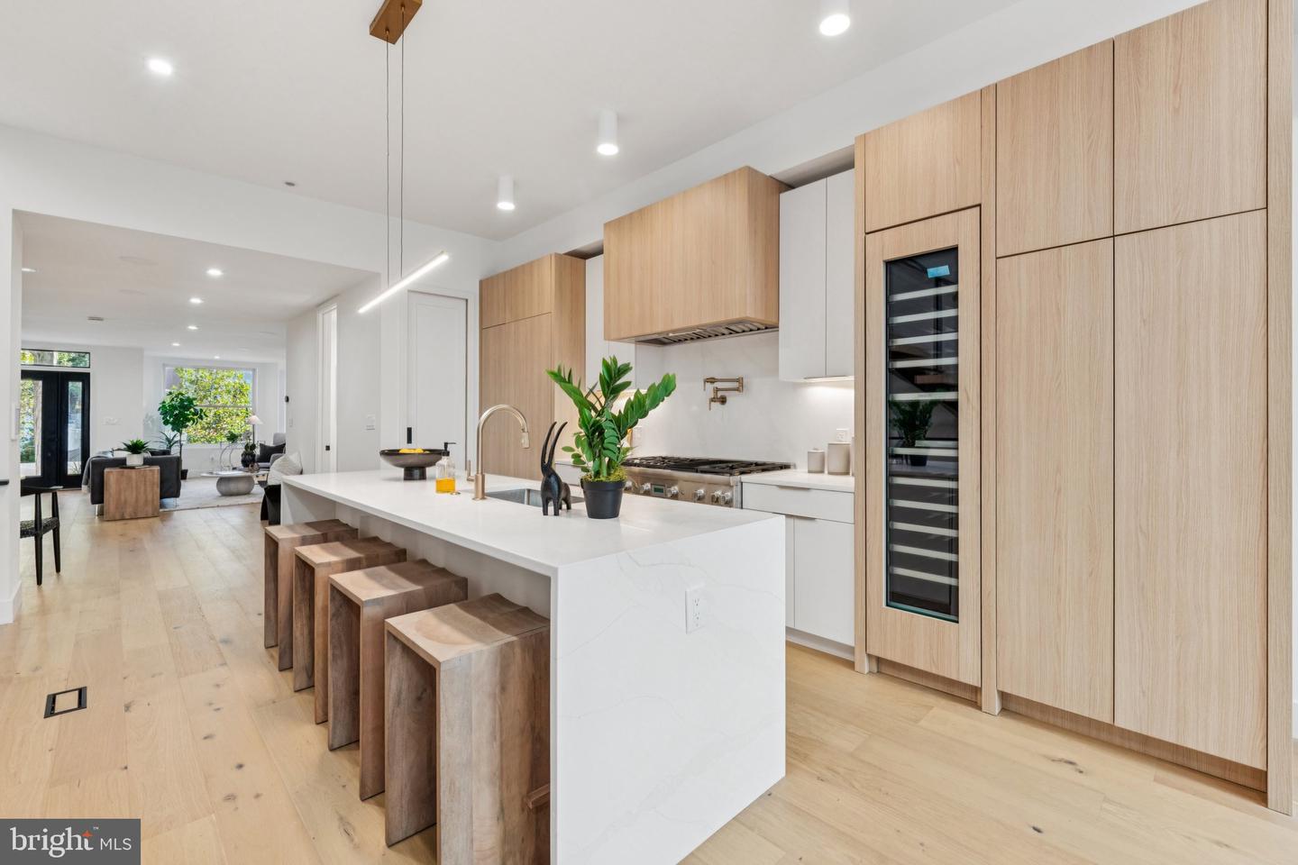 2507 I St NW — photo