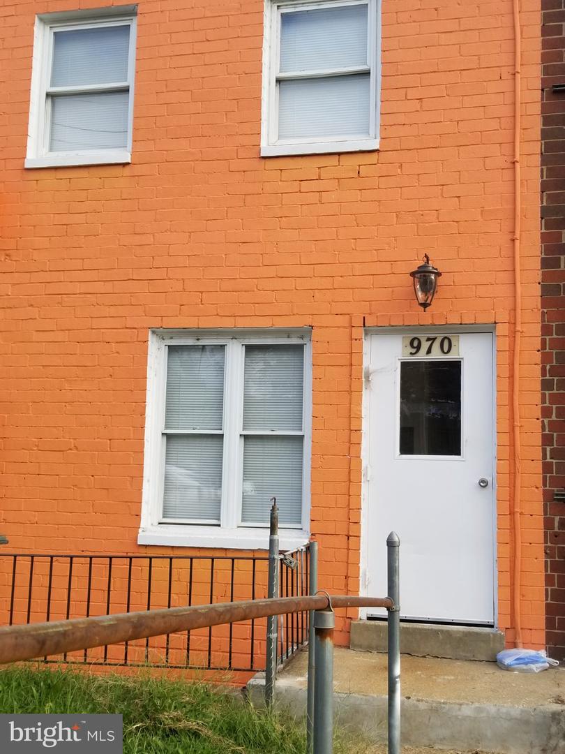 970 Mount Olivet Road NE #2, Washington, DC 20002