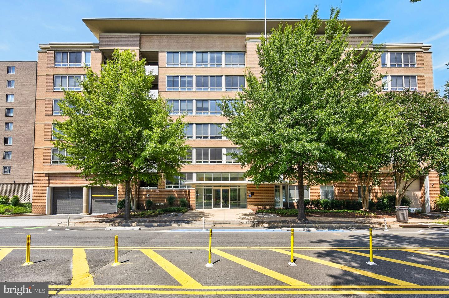 355 I St SW #317 — photo