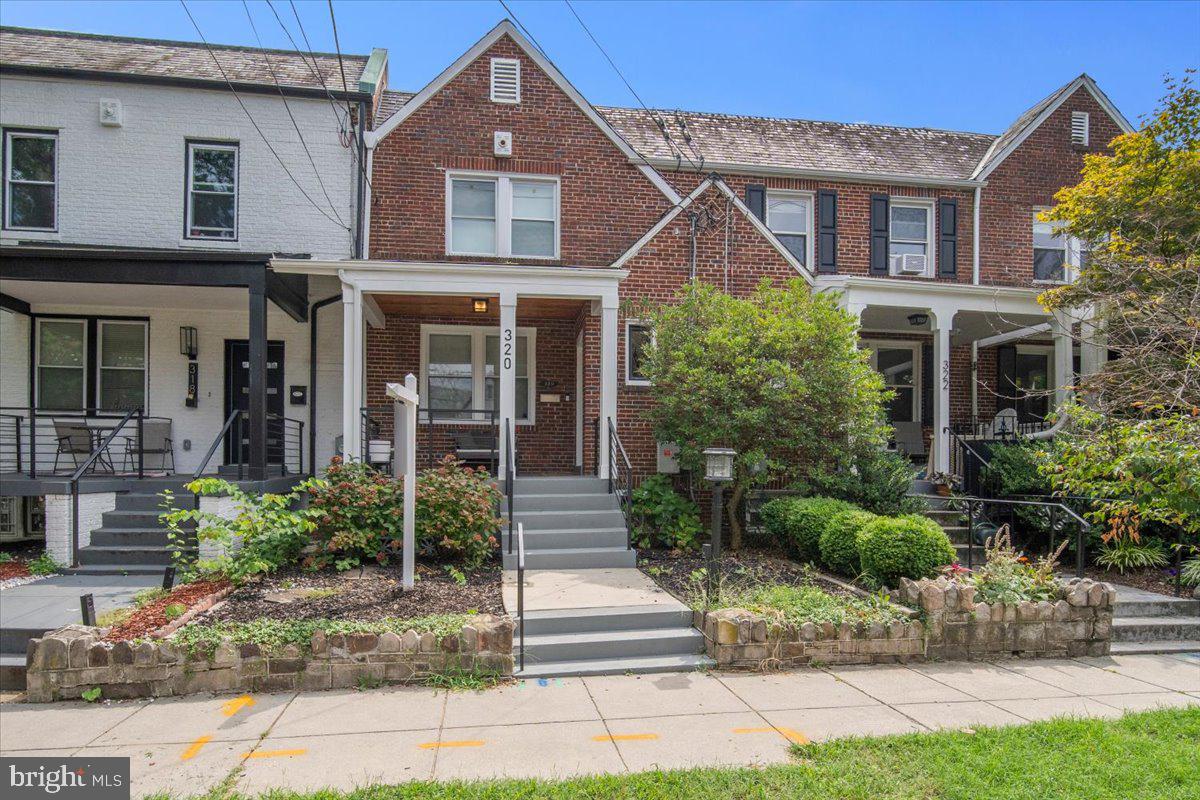 320 Gallatin St NW — photo