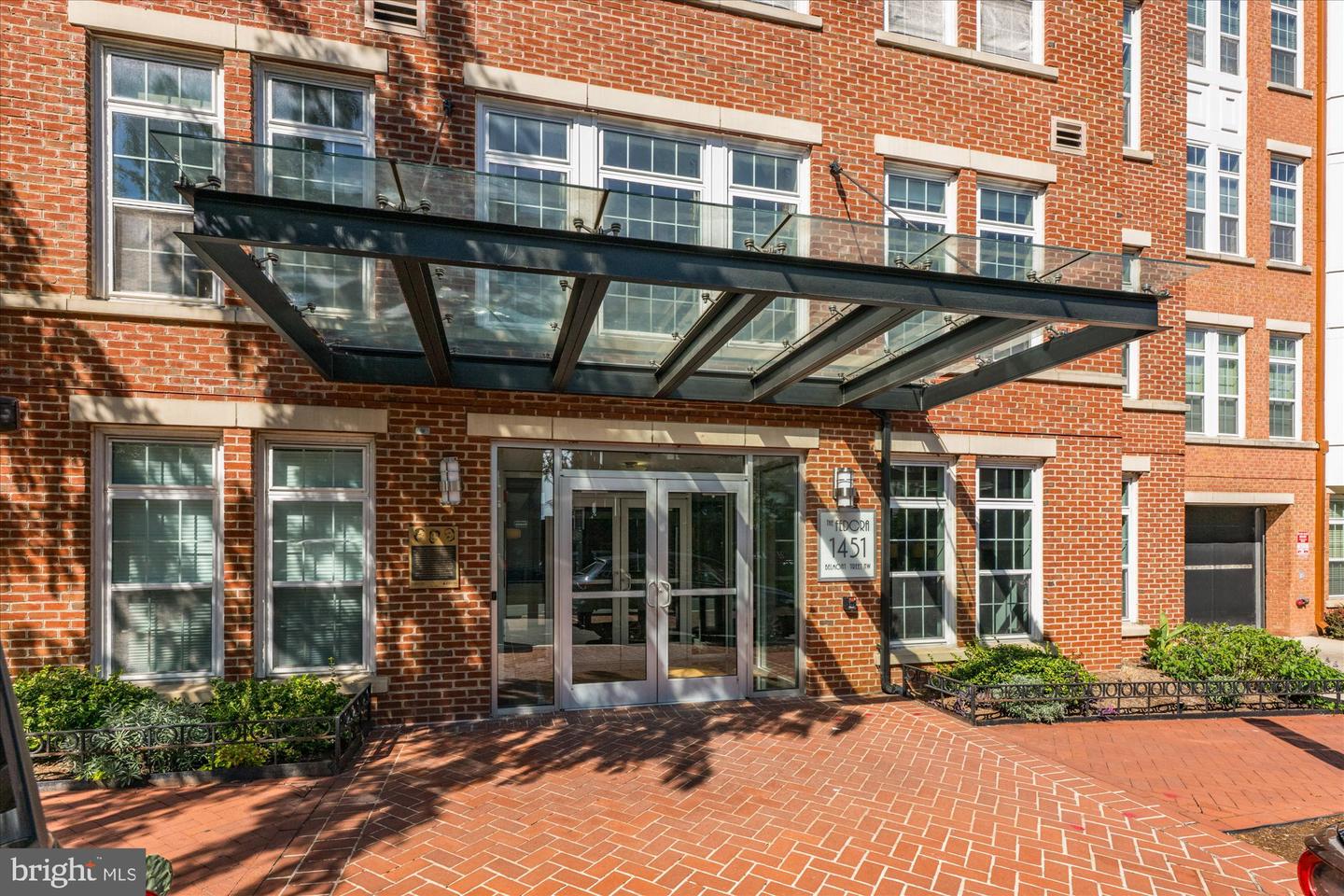 1451 Belmont St NW #207 — photo