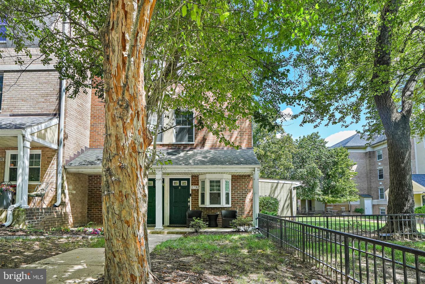 1730 Montana Ave NE #1730 — photo