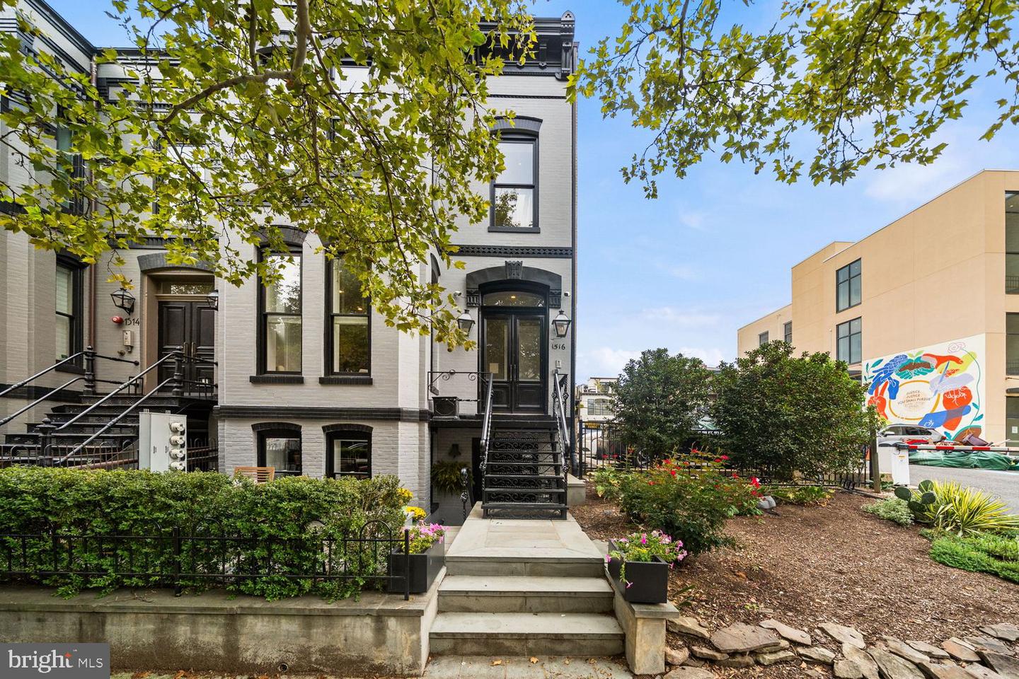 1516 Q St NW #1 — photo