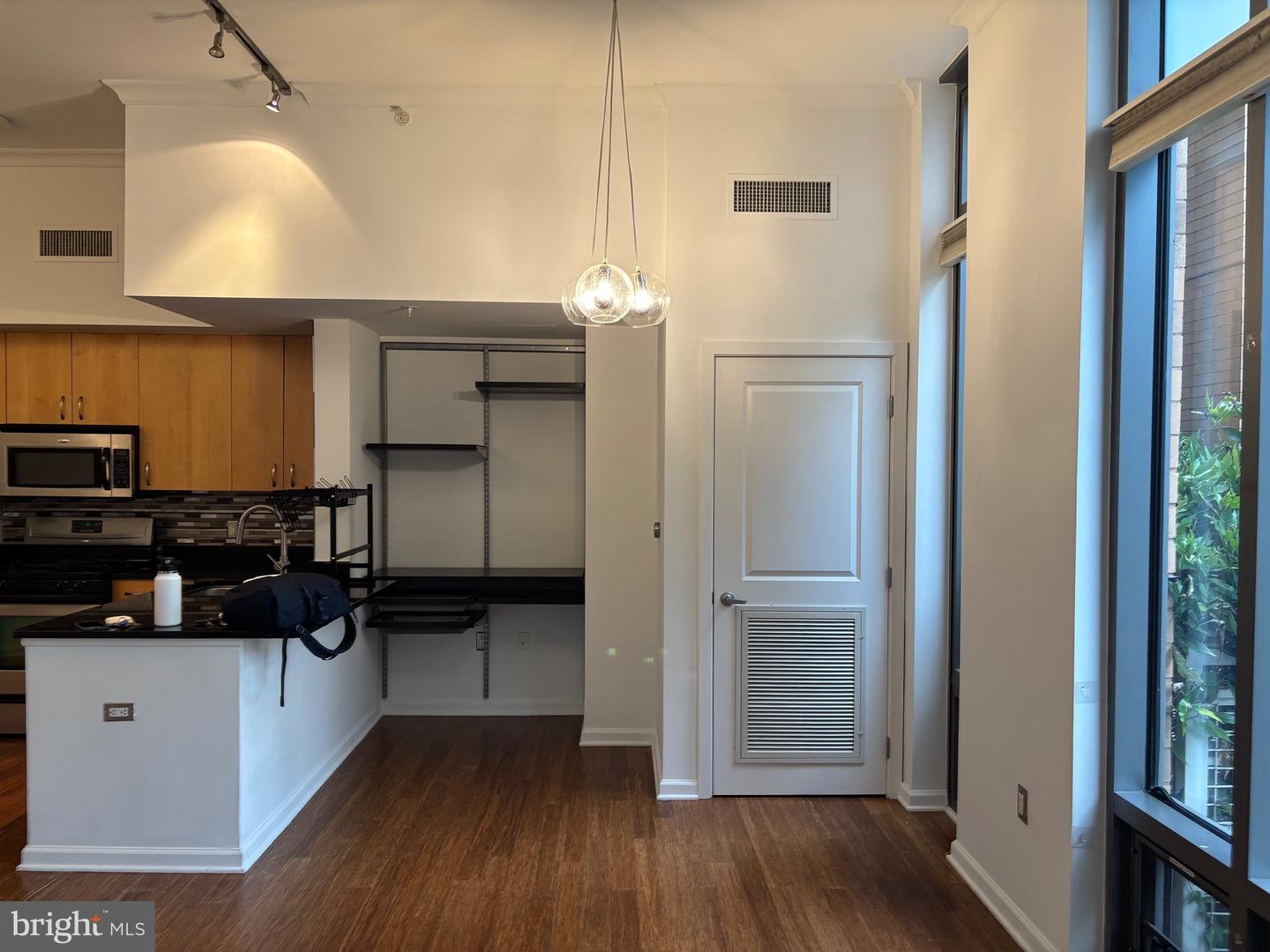 440 L St NW #114 — photo