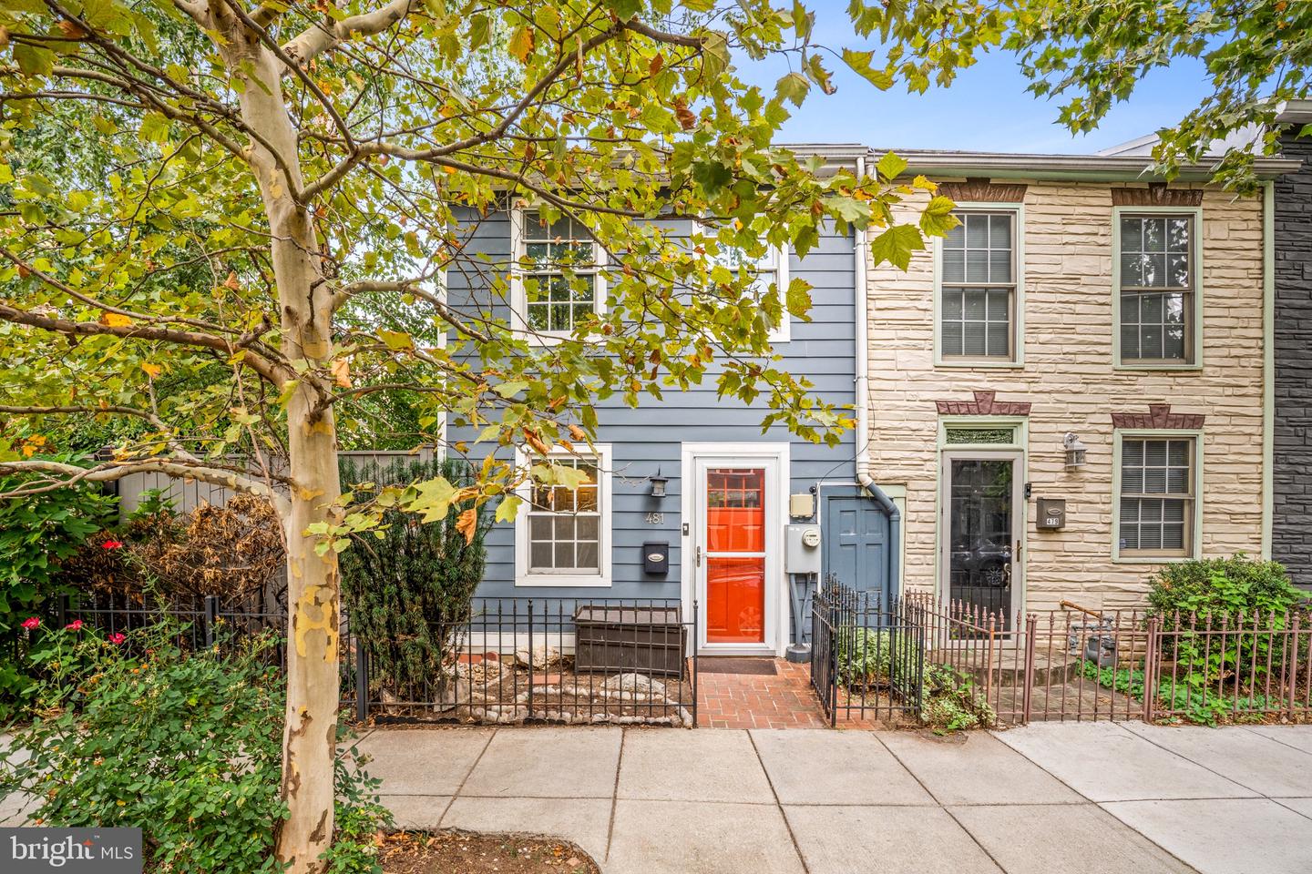 481 Ridge St NW — photo