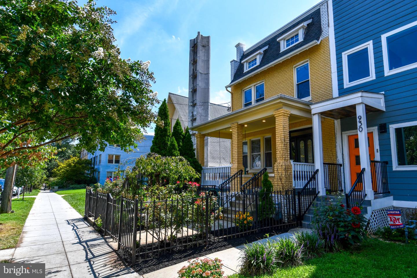 928 Madison St NW — photo