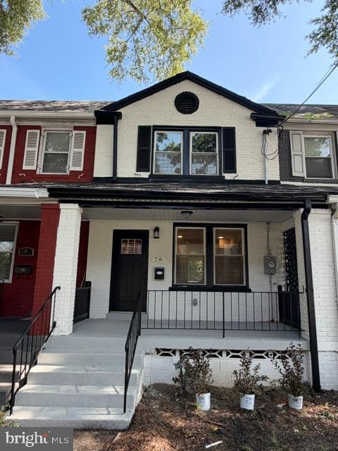 28 Hawaii Ave NE — photo