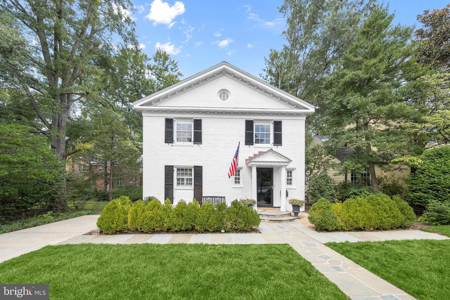 4723 Upton St NW — photo