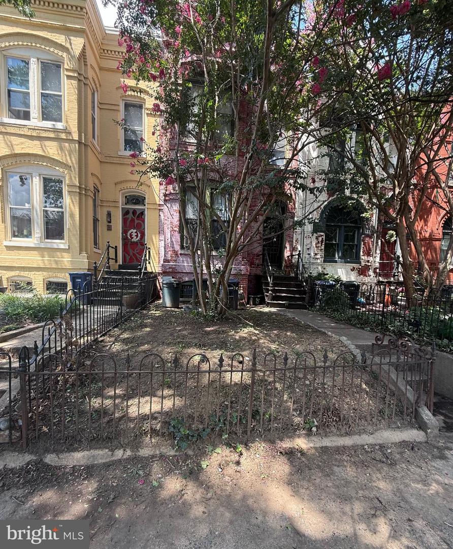 1834 13th St NW — photo