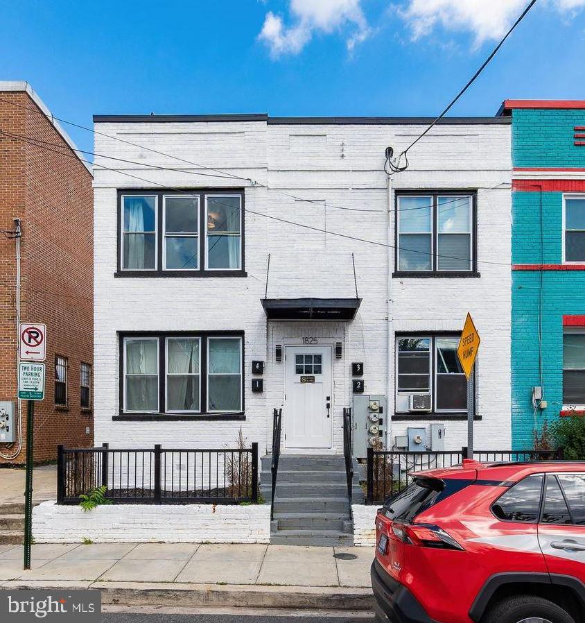 1825 Providence St NE #2 — photo