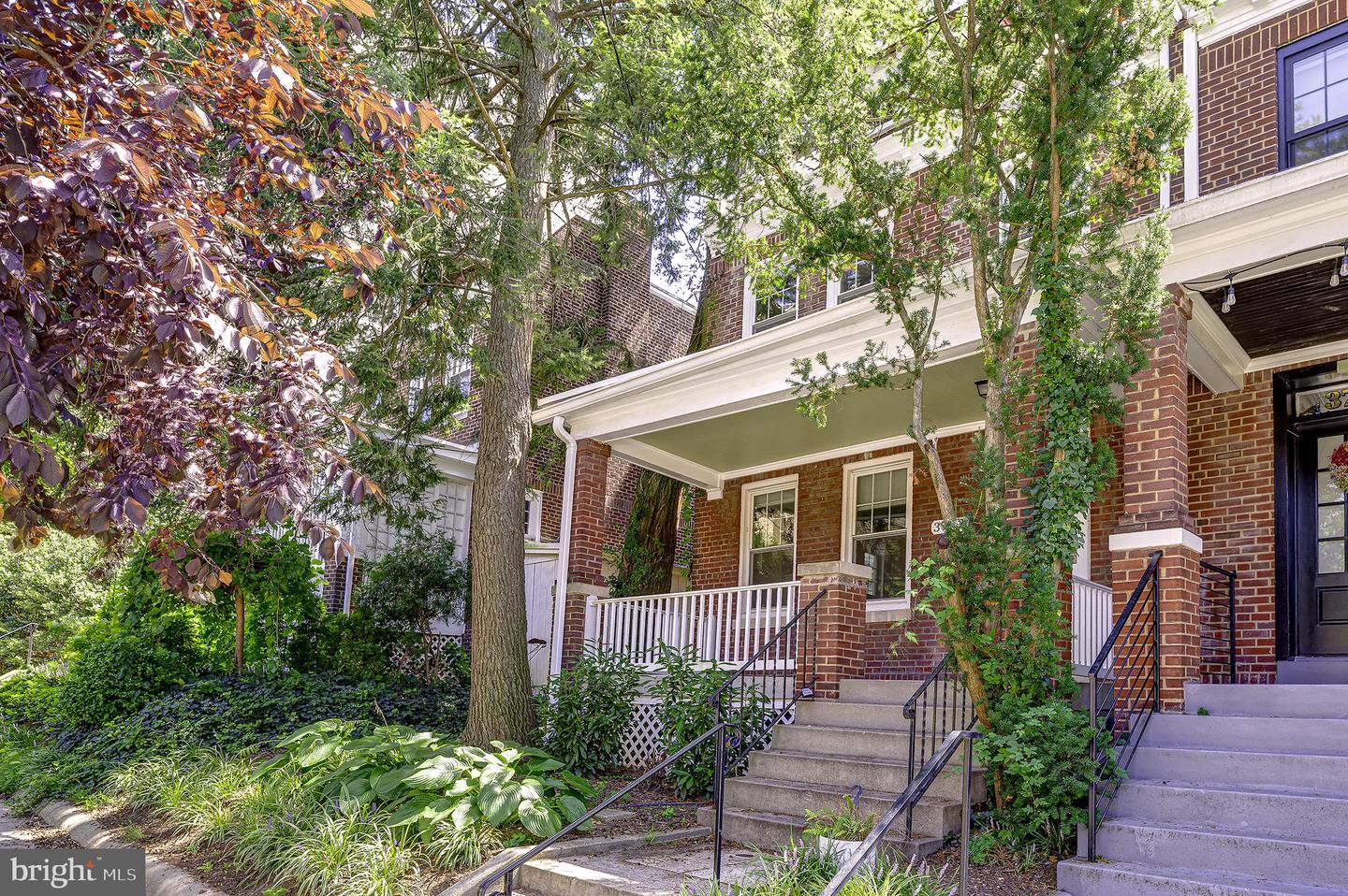 3712 Garfield St NW — photo