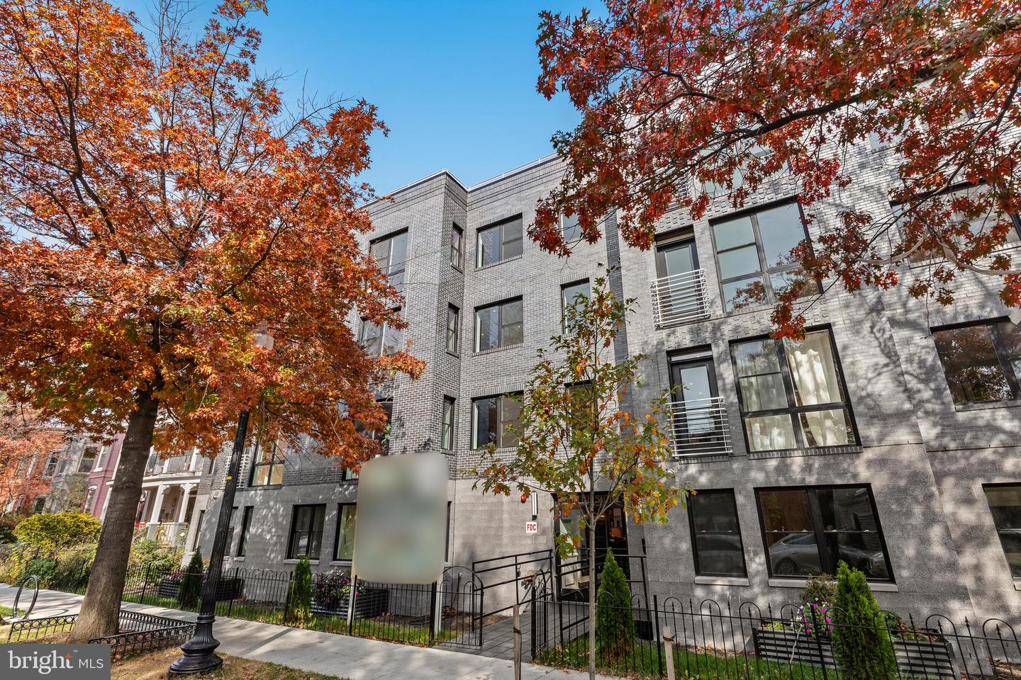 1124 Florida Ave NE #410 — photo