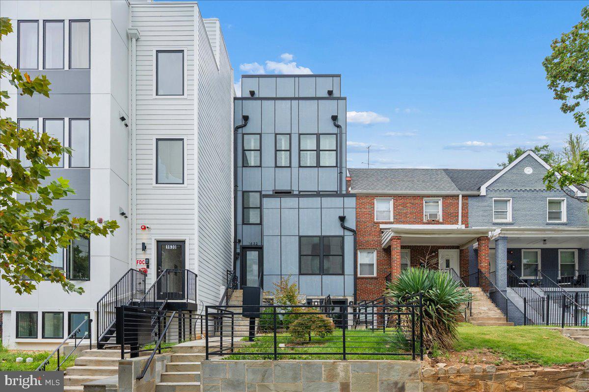 1632 K St NE #3 — photo