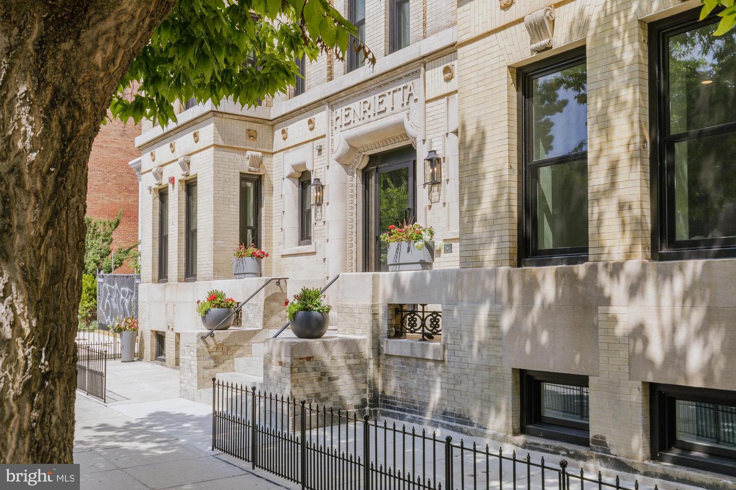 933 N St NW #B01 — photo