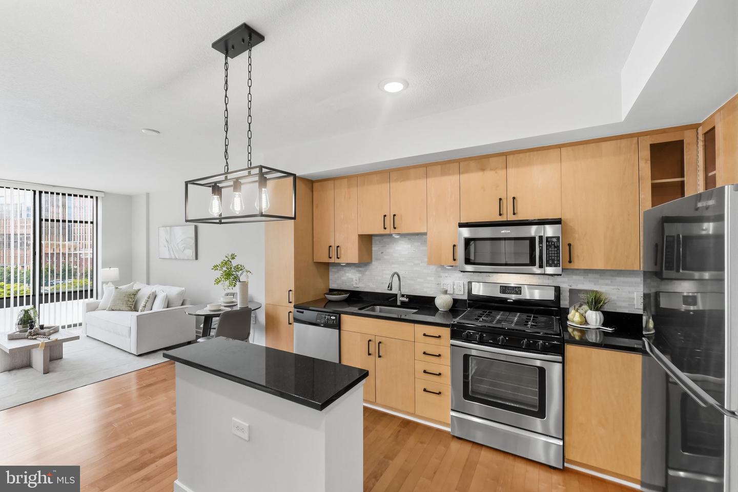 475 K St NW #512 — photo