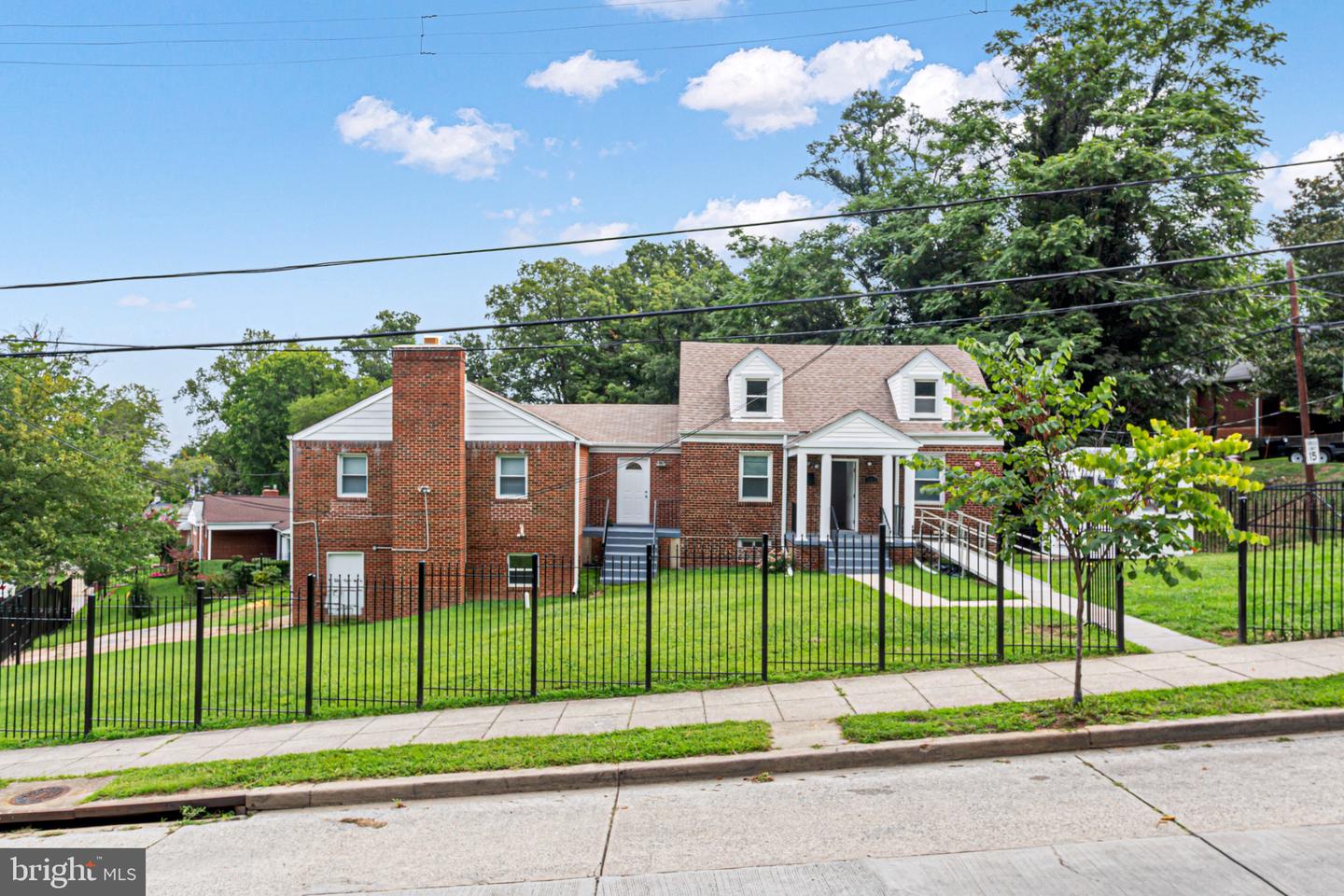 922 Ridge Rd SE — photo
