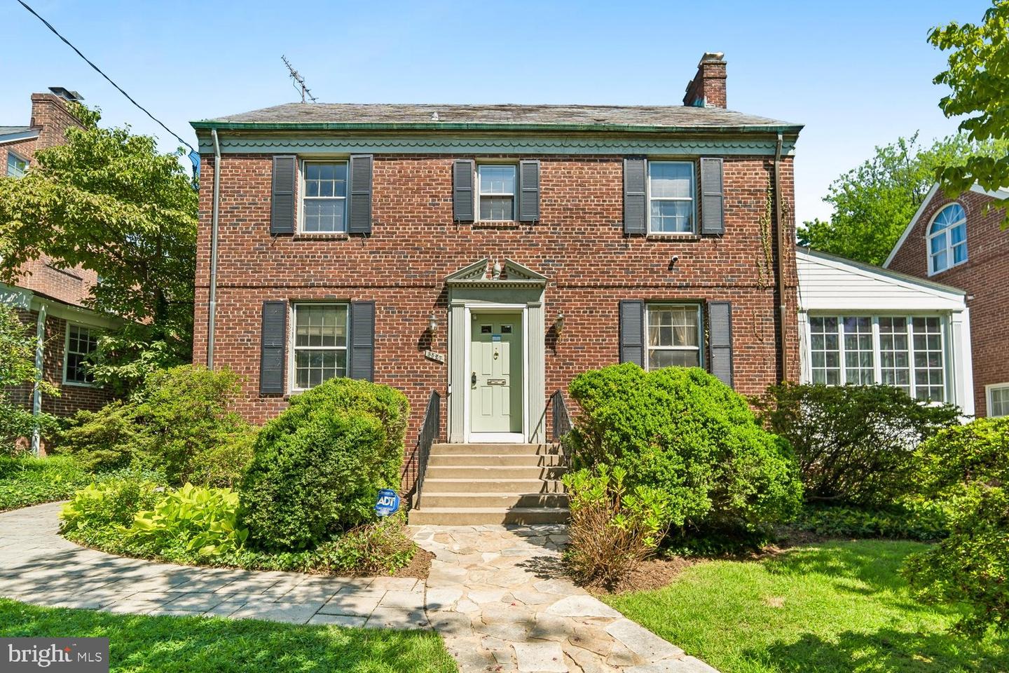 3527 Albemarle St NW — photo