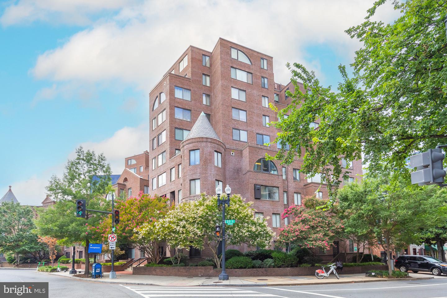 3 Washington Cir NW #804 — photo