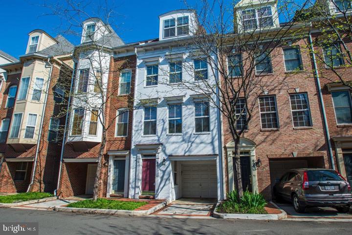 807 Capitol Square Pl SW — photo