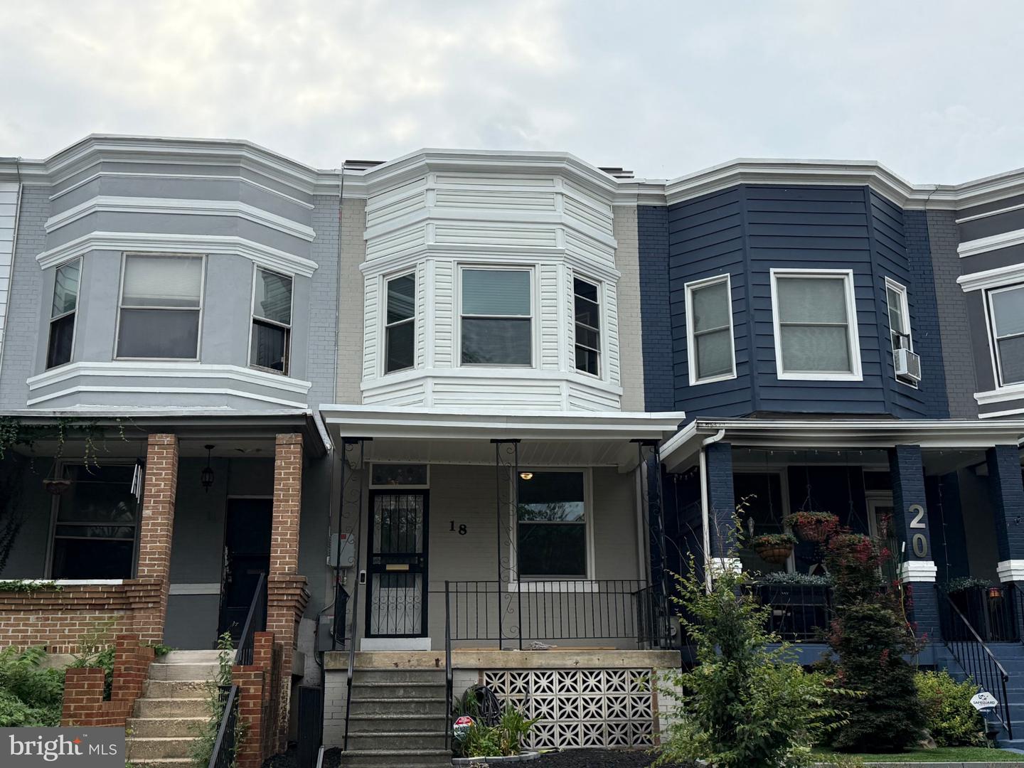 18 16th St NE — photo