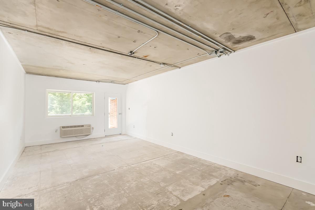 1800 Montana Ave NE #Wr301 — photo