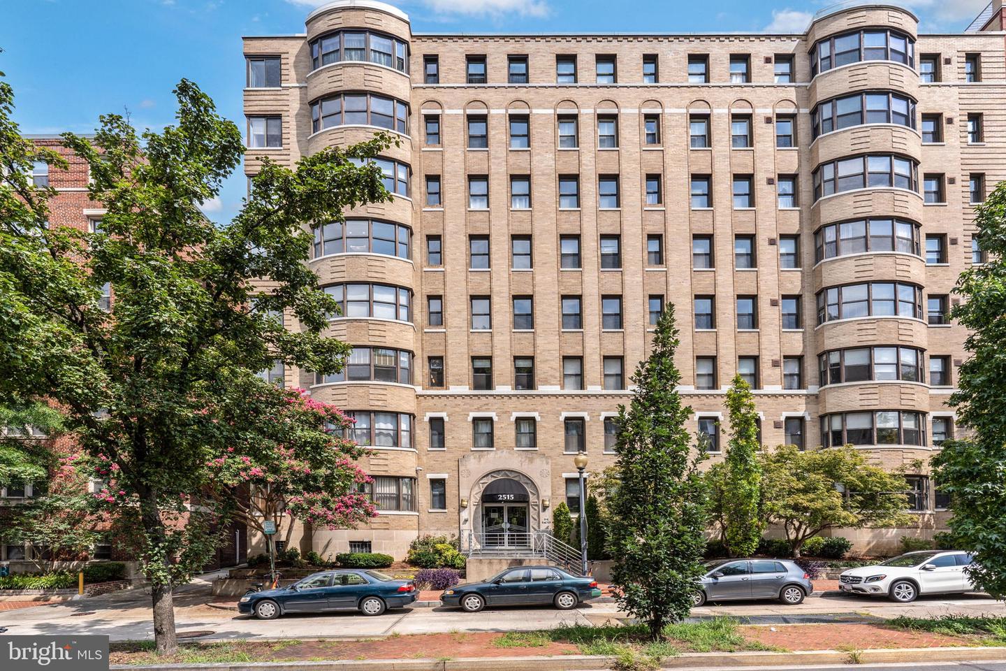 2515 K St NW #302 — photo