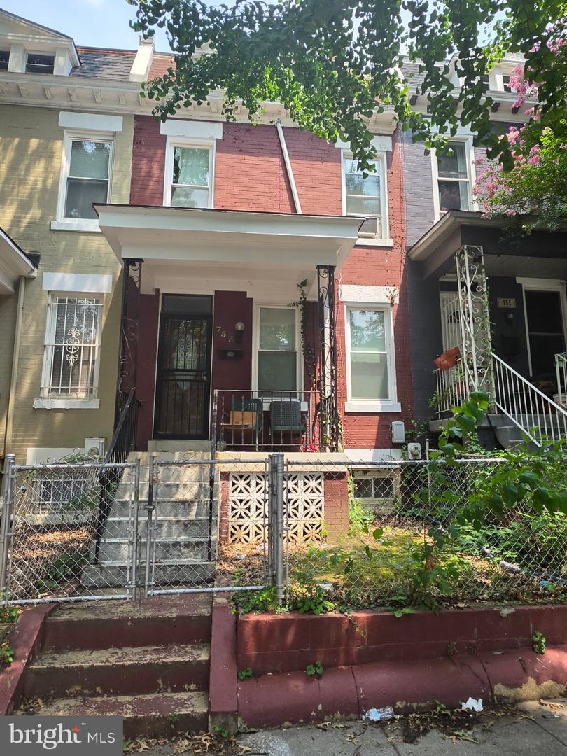753 Harvard St NW — photo