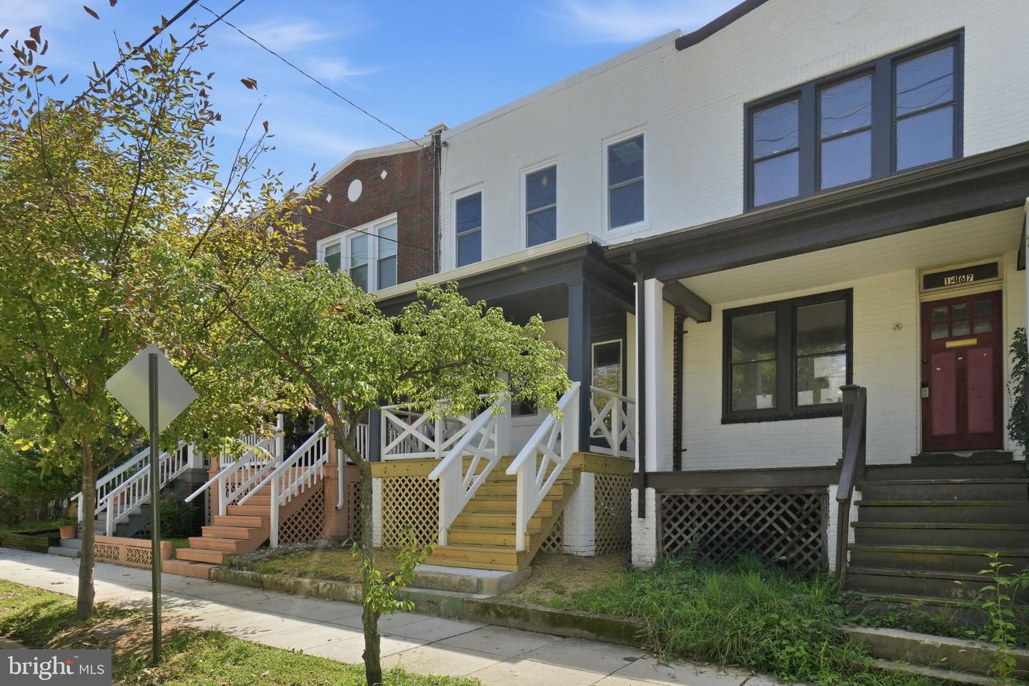 1469 Ridge Pl SE — photo
