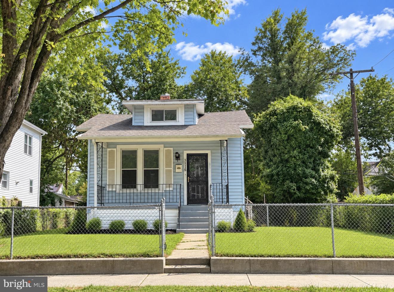 3115 G St SE — photo