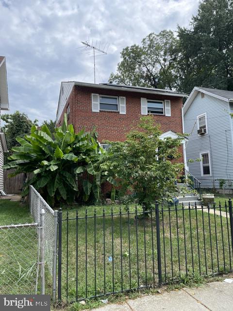 19 Anacostia Rd NE — photo