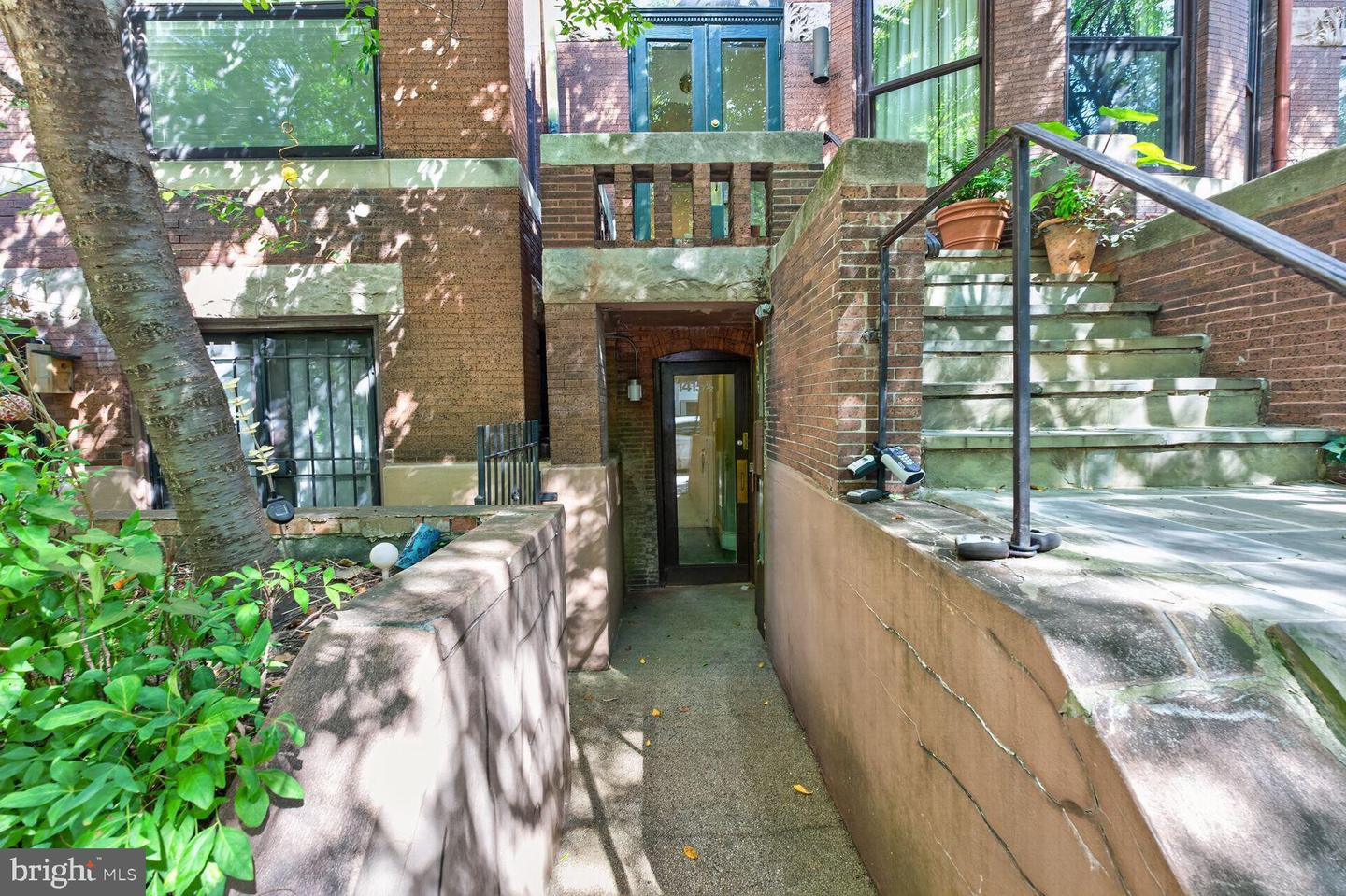 1415 21st St NW #a — photo